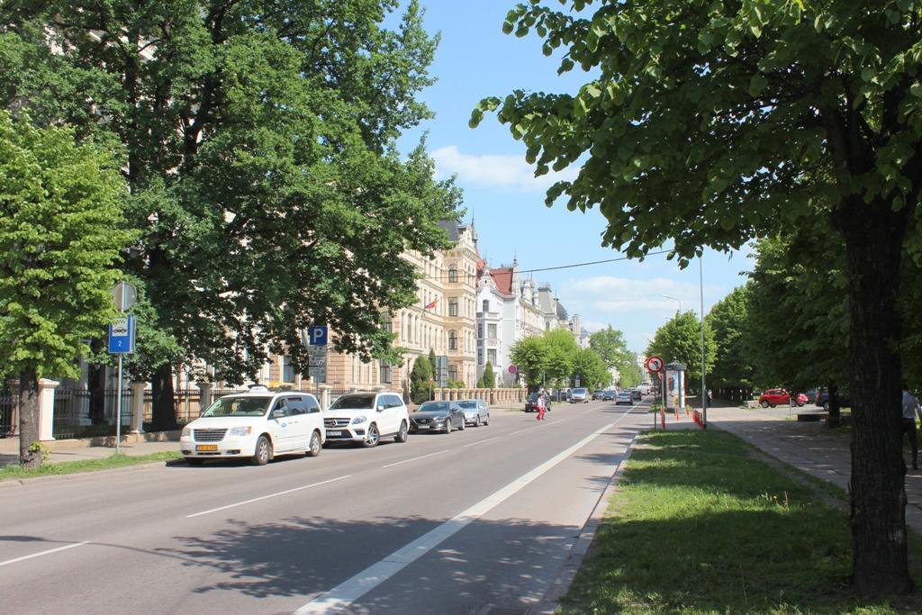 2 Room Apartment In Embasy Area Рига Экстерьер фото